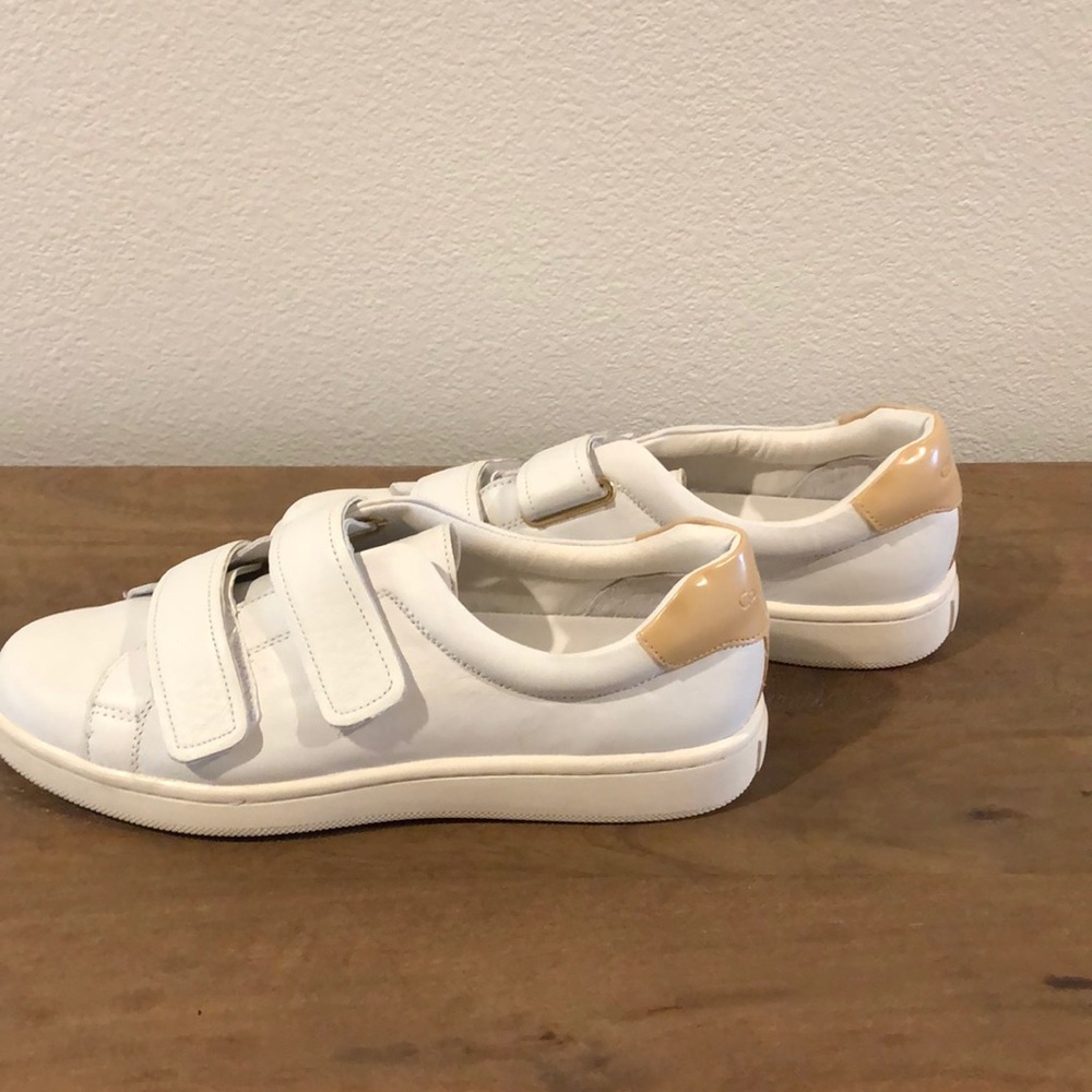 Calvin Klein Women’s Devine Double Strap Sneekers